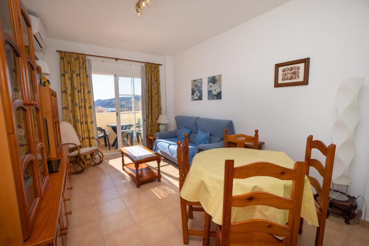 Edf Toboso II 3C Menyber Apartment Nerja Luaran gambar