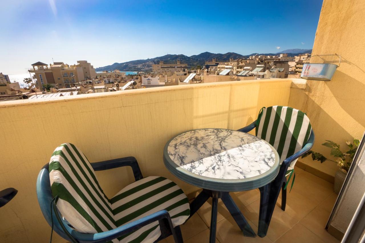 Edf Toboso II 3C Menyber Apartment Nerja Luaran gambar
